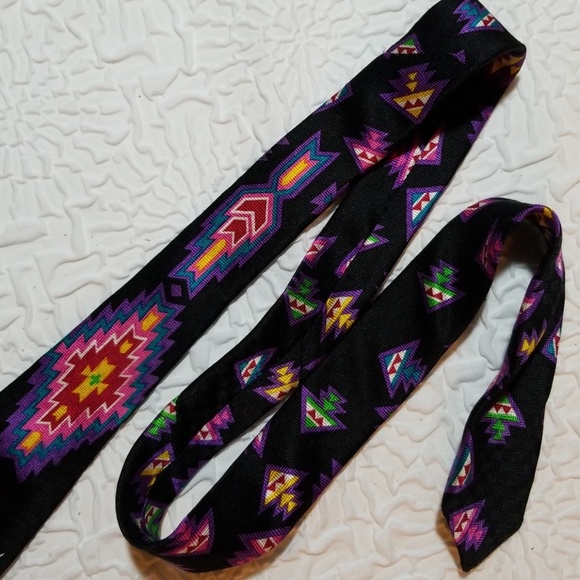 💥HP💥Aesotica Indian Theme Silk Neck Tie - Picture 3 of 7